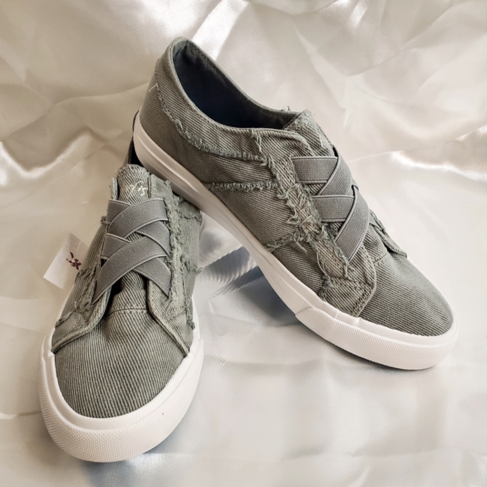 Blowfish Malibu Women’s Maura Green Denim Slip On Casual Sneaker Shoes